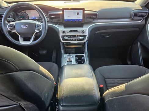Used 2020 Ford Explorer XLT RWD image 14