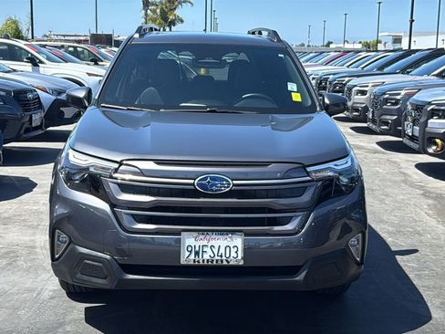 Used 2026 Subaru Forester Premium AWD/4WD image 2