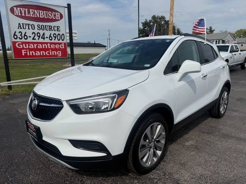 Used 2020 Buick Encore Preferred FWD image 2