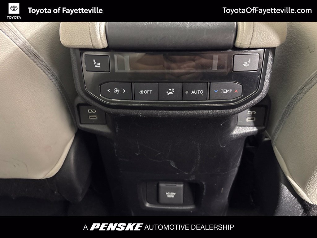 Certified 2024 Toyota Grand Highlander FWD image 12