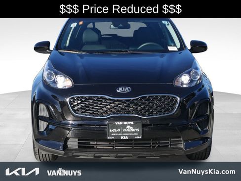 Used 2022 Kia Sportage LX image 8