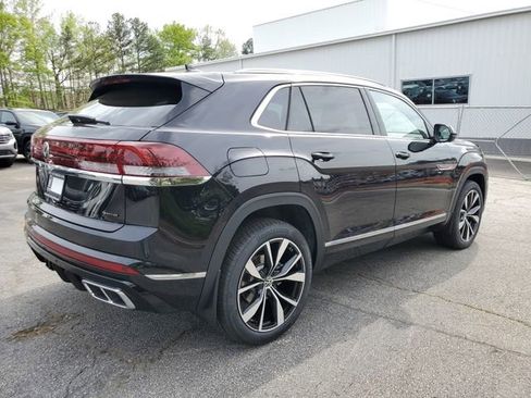 New 2026 Volkswagen Atlas Cross Sport SEL Premium R-Line AWD/4WD image 4