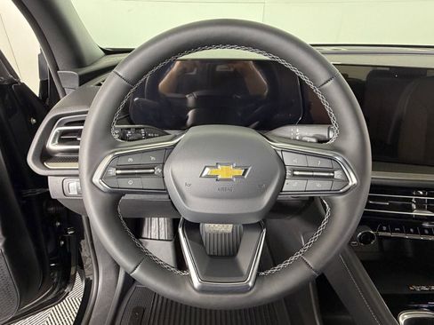 New 2026 Chevrolet Traverse LT w/ LPO, Floor Liner Package FWD image 11