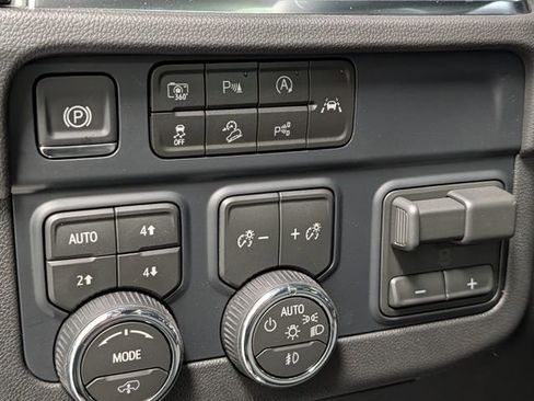 New 2026 Chevrolet Tahoe RST AWD/4WD image 21