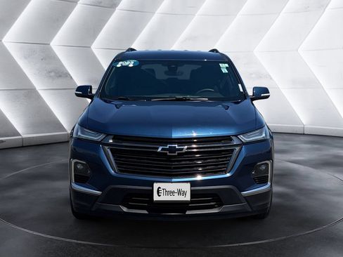 Certified 2023 Chevrolet Traverse LT FWD image 8