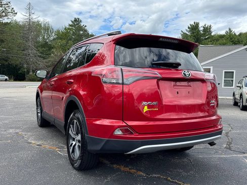 Used 2016 Toyota RAV4 XLE image 11