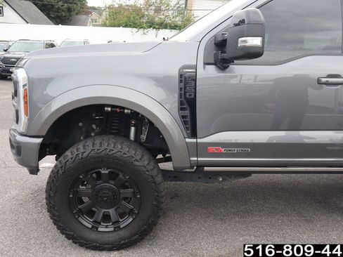 Used 2024 Ford F350 Lariat w/ Lariat Ultimate Package image 4