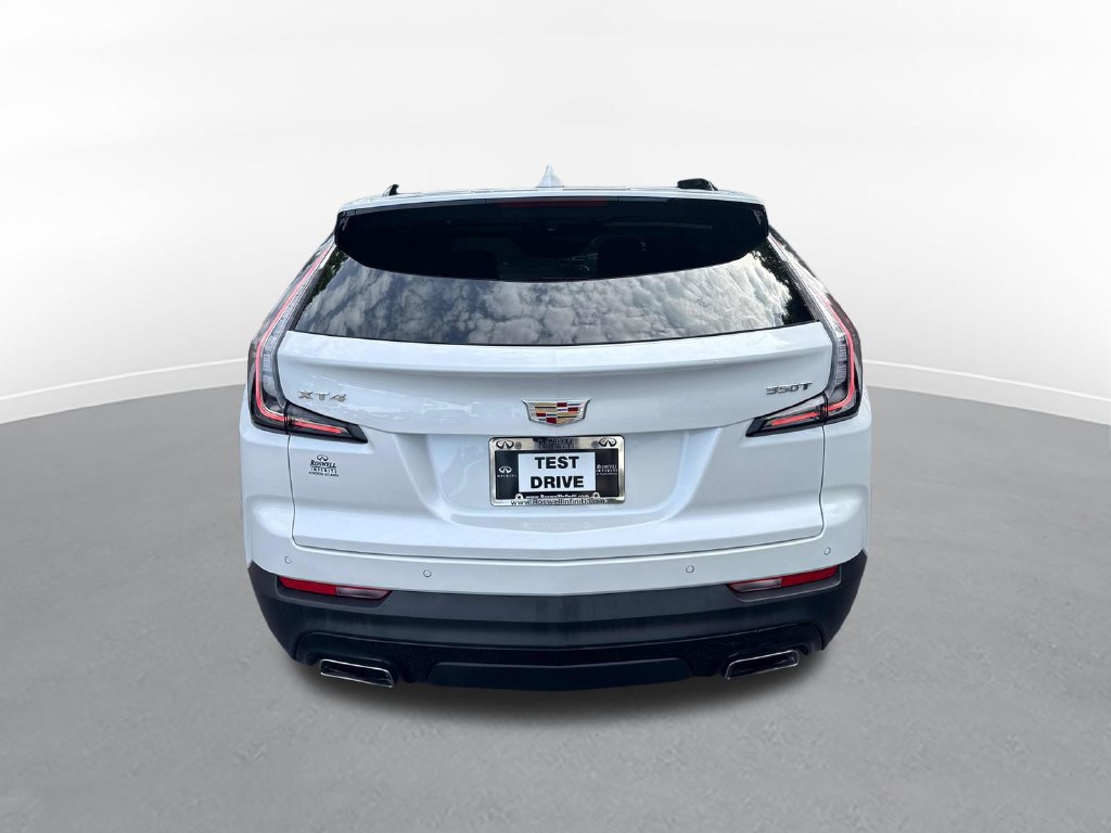 Used 2023 Cadillac XT4 Sport FWD image 7