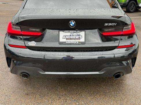 Used 2021 BMW 330i Sedan w/ M Sport Package RWD image 16