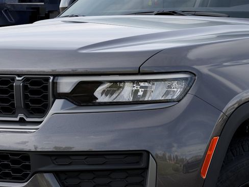 New 2026 Jeep Grand Cherokee L 4WD image 6