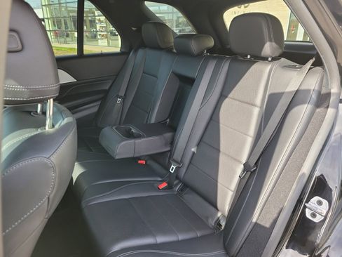 Used 2024 Mercedes-Benz GLE 350 4MATIC image 29