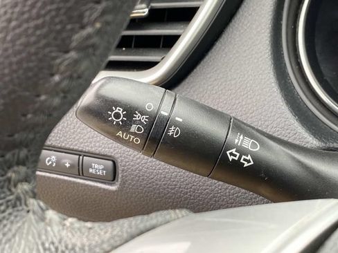 Used 2016 Nissan Rogue SL AWD/4WD image 19