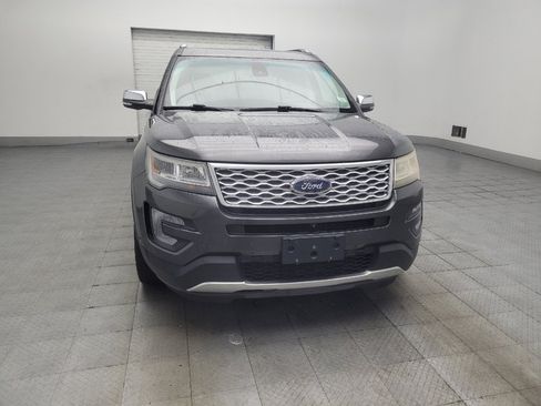 Used 2017 Ford Explorer Platinum AWD/4WD image 14