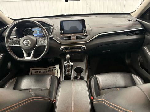 Used 2022 Nissan Altima 2.5 SR image 38