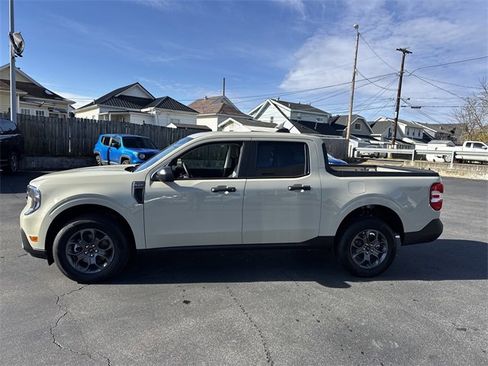 New 2025 Ford Maverick XLT w/ 4K Tow Package image 8