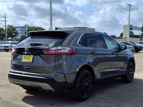 Used 2024 Ford Edge SEL AWD/4WD image 2