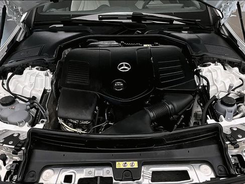 Used 2025 Mercedes-Benz CLE 300 4MATIC Coupe image 29