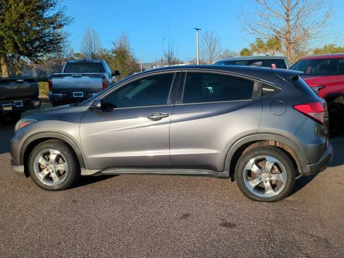 Used 2016 Honda HR-V LX image 3