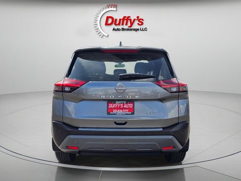 Used 2023 Nissan Rogue SV image 15
