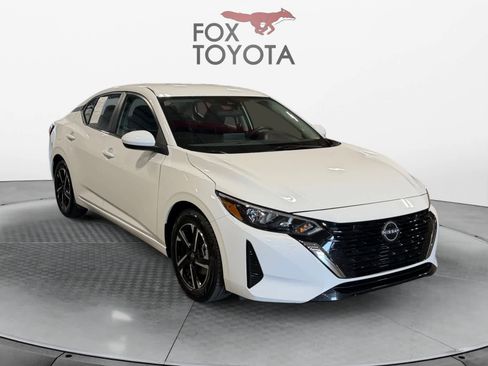 Used 2024 Nissan Sentra SV image 8