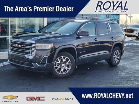 Used 2023 GMC Acadia SLE w/ Driver Convenience Package image 1
