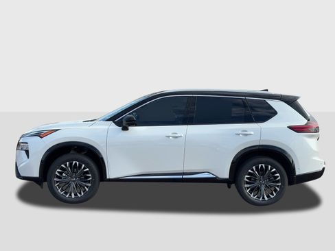 New 2026 Nissan Rogue Platinum image 2
