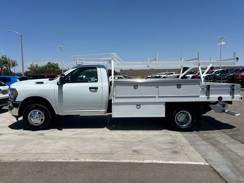 New 2024 RAM 3500 Tradesman AWD/4WD image 3