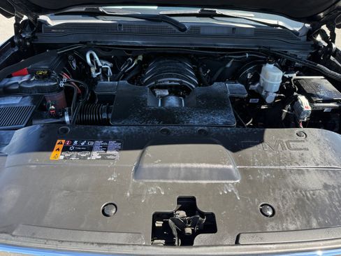 Used 2019 GMC Yukon XL Denali w/ Denali Ultimate Package image 20