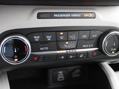 Used 2024 Ford Escape Active image 33