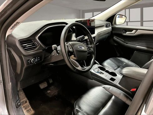 Used 2024 Ford Escape Platinum AWD/4WD image 15
