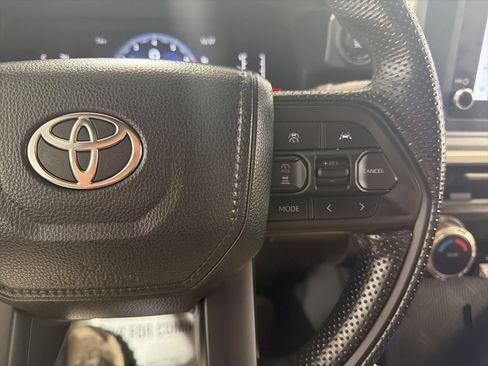 Used 2024 Toyota Tacoma SR AWD/4WD image 25