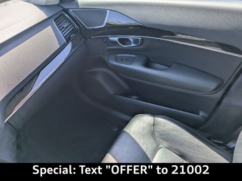 Used 2018 Volvo XC90 T6 Momentum w/ Momentum Plus Package image 17