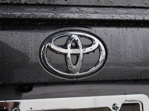 Used 2025 Toyota RAV4 XLE image 19