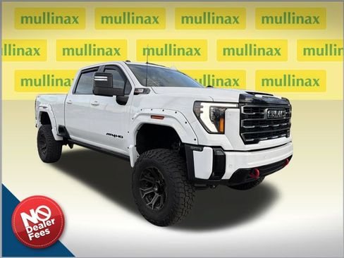 Used 2025 GMC Sierra 2500 AT4 w/ AT4 Premium Plus Package AWD/4WD image 1