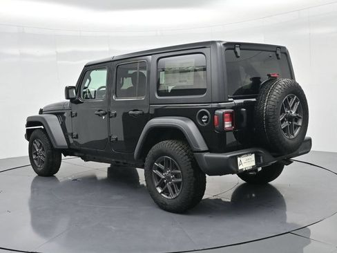 Used 2024 Jeep Wrangler Unlimited Sport AWD/4WD image 9
