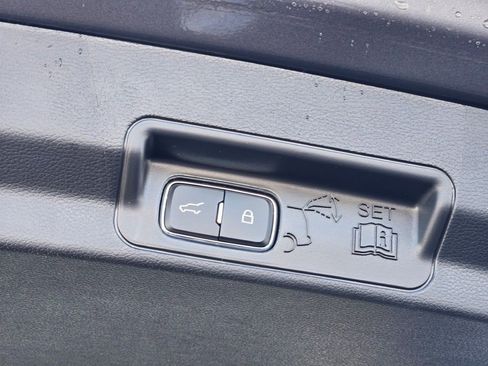 New 2026 Ford Explorer Active w/ Active Comfort Package image 13