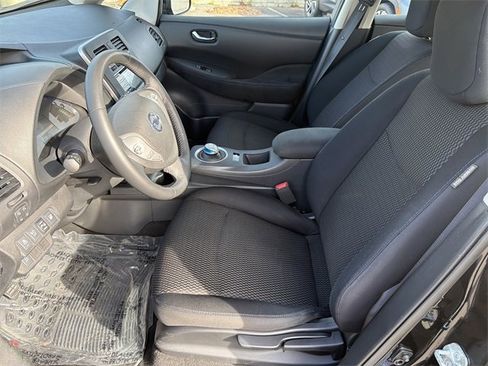 Used 2015 Nissan Leaf S w/ Charge Package image 9