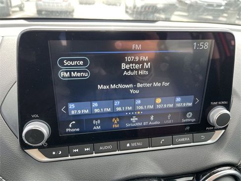 Used 2024 Nissan Sentra SV image 16