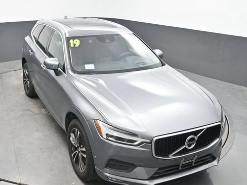 Used 2019 Volvo XC60 T6 Momentum w/ Advanced Package AWD/4WD image 31