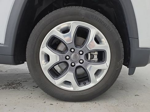 Used 2022 Jeep Compass Limited AWD/4WD image 19