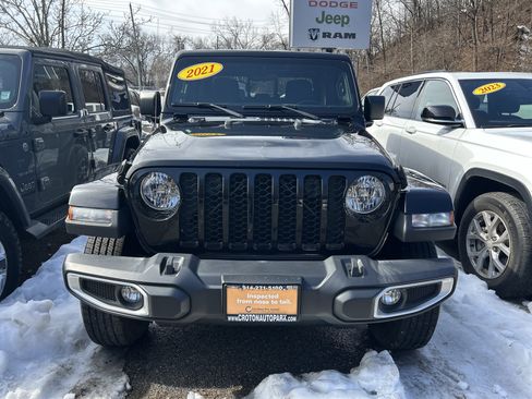 Certified 2021 Jeep Gladiator Sport image 1