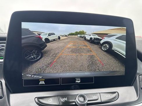 Used 2025 Chevrolet Blazer LT AWD/4WD image 14
