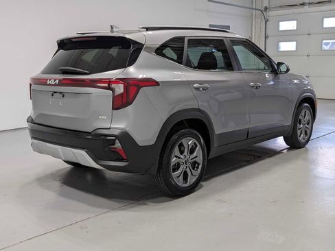 Used 2024 Kia Seltos S AWD/4WD image 9