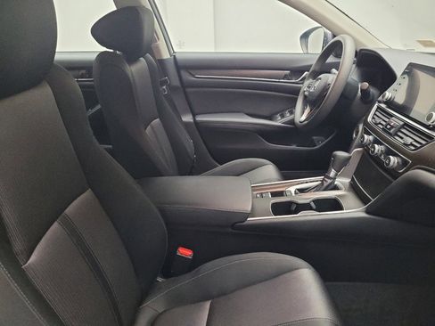 Used 2019 Honda Accord EX image 21