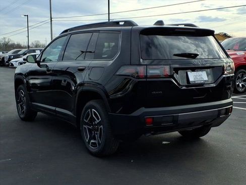 New 2026 Jeep Cherokee Limited image 4