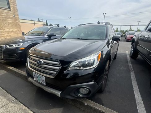Used 2015 Subaru Outback 2.5i Limited AWD/4WD image 2
