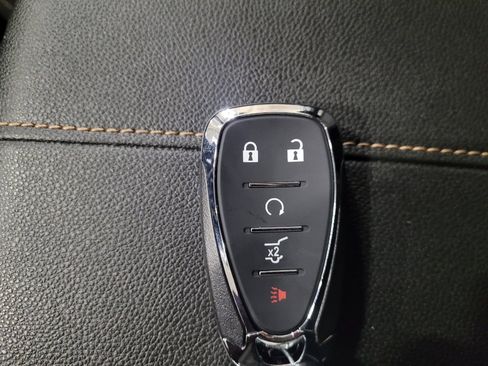 Used 2019 Chevrolet Traverse LT image 32