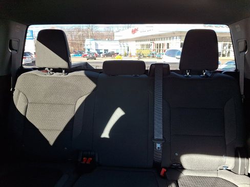 Used 2021 Chevrolet Silverado 1500 LT image 19