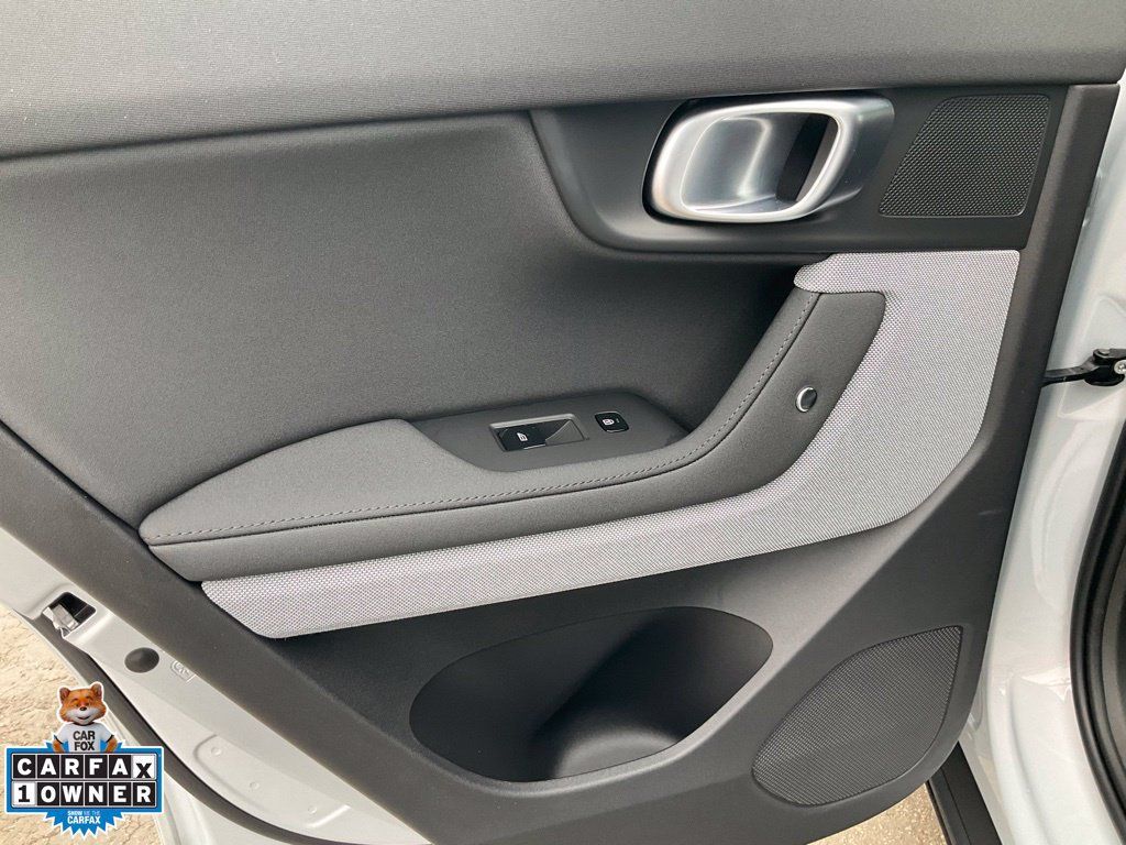 Used 2024 Polestar Polestar 2 w/ Pilot Pack RWD image 36