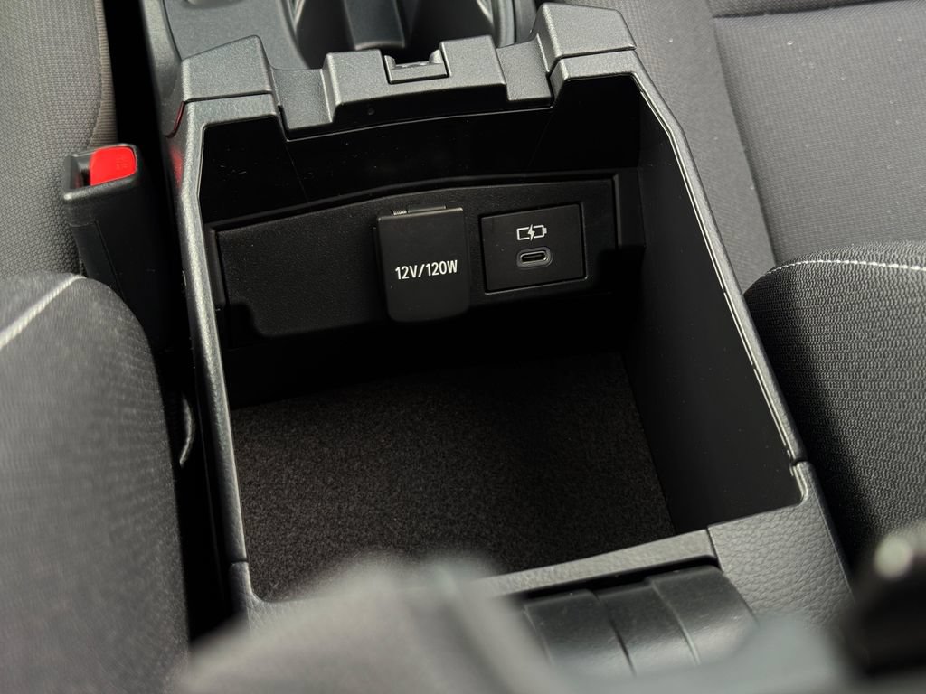 Certified 2026 Toyota Corolla LE AWD/4WD image 19